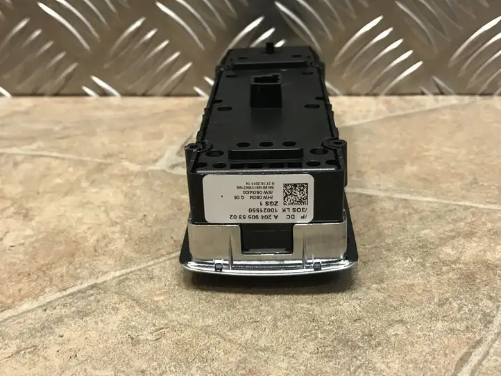 Mercedes-Benz C W204 (2007 - 2014) A2049055302 Кнопка стеклоподъемников — фото 2