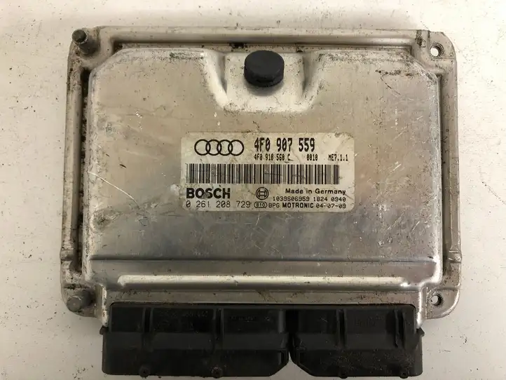 Audi A6 S6 C6 4F (2004 - 2008) 4F0907559 Блок управления двигателем (ЭБУ) — фото 1