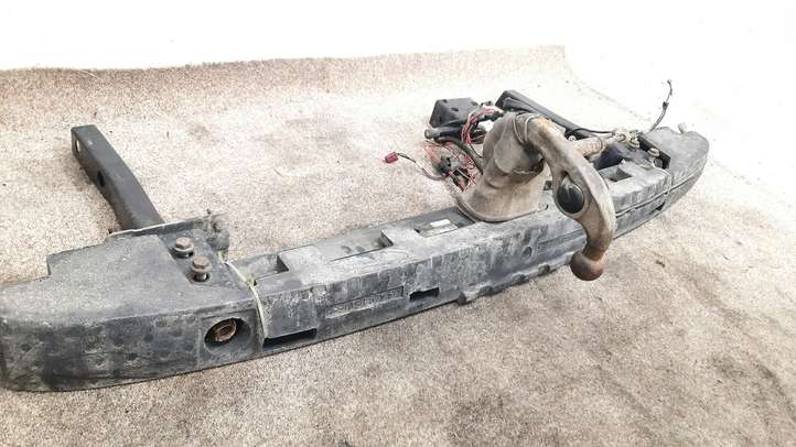 Mercedes-Benz E W211 (2002 - 2009)  A2113150165 Комплект крюка