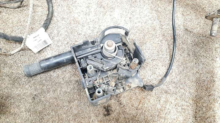 Mercedes-Benz E W211 (2002 - 2009)  A2113150165 Комплект крюка