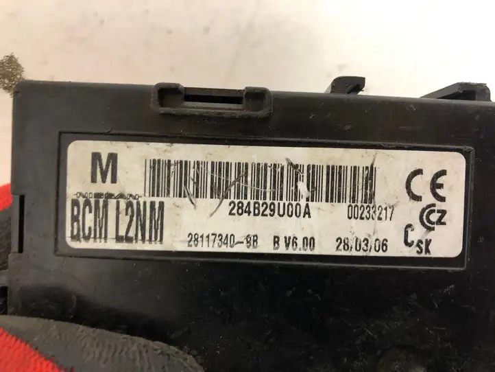 Nissan Note (E11) (2006 - 2014) 284B29U00A Модуль комфорта — фото 2