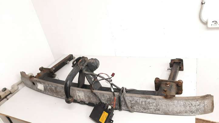 Mercedes-Benz E W211 (2002 - 2009)  5DS008493 Комплект крюка
