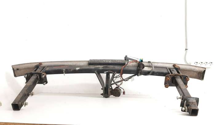 Mercedes-Benz E W211 (2002 - 2009)  5DS008493 Комплект крюка