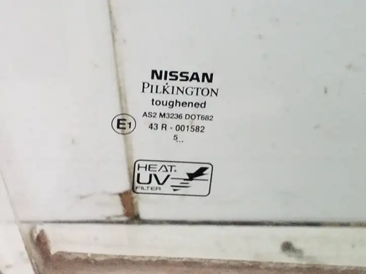 Nissan Almera N16 (2000 - 2010) 43r001582 Стекло передней двери — фото 3