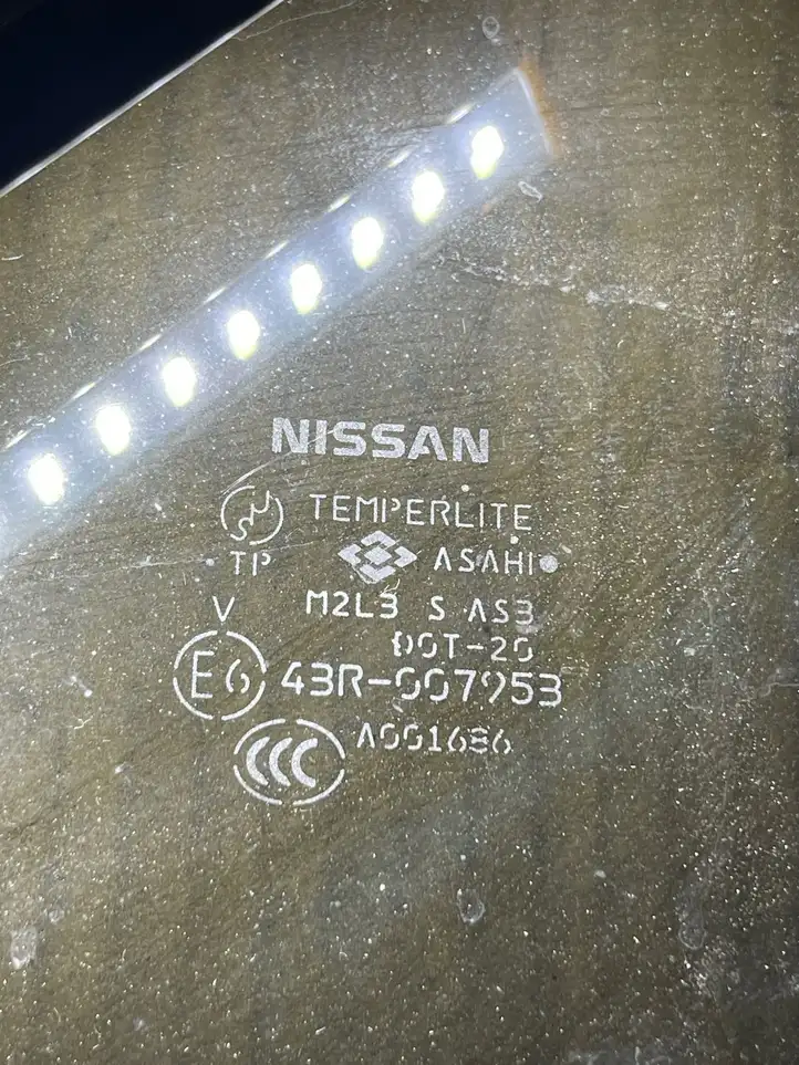 Nissan X-Trail T30 (2001 - 2007) Заднее боковое стекло — фото 2