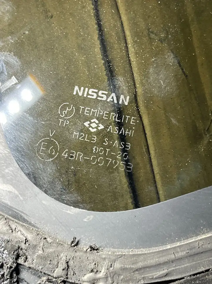 Nissan Murano Z50 (2002 - 2008) Заднее боковое стекло — фото 2