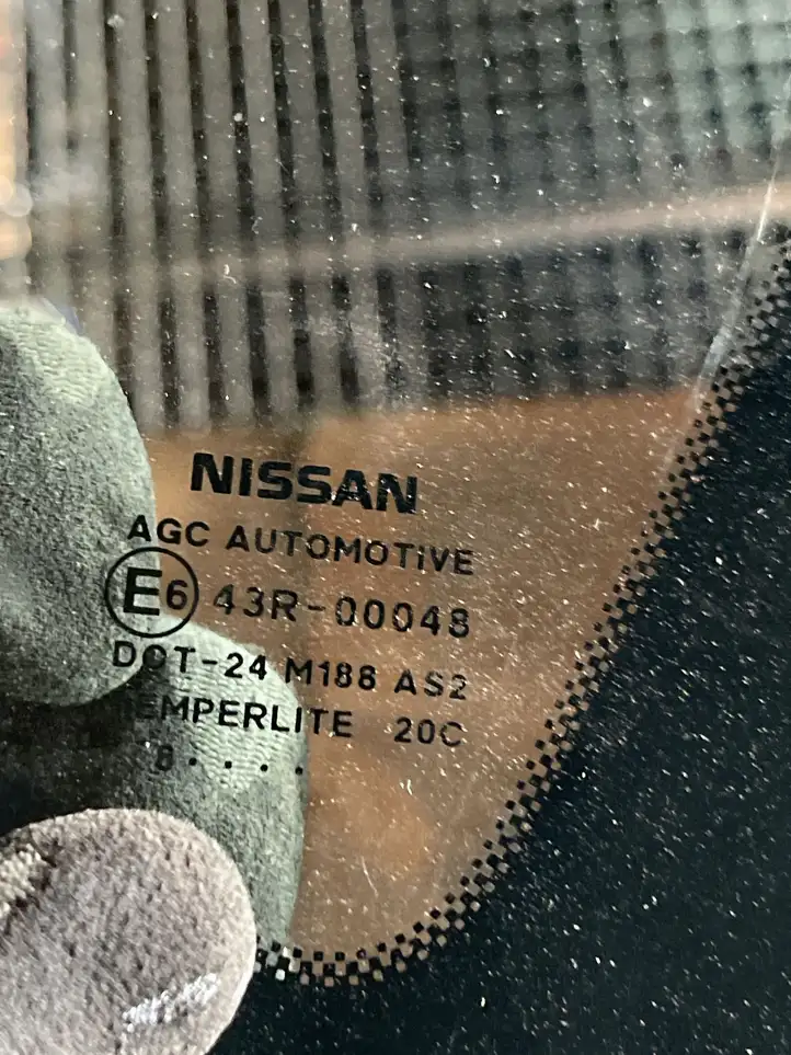Nissan Qashqai (2006 - 2010) Заднее боковое стекло — фото 2