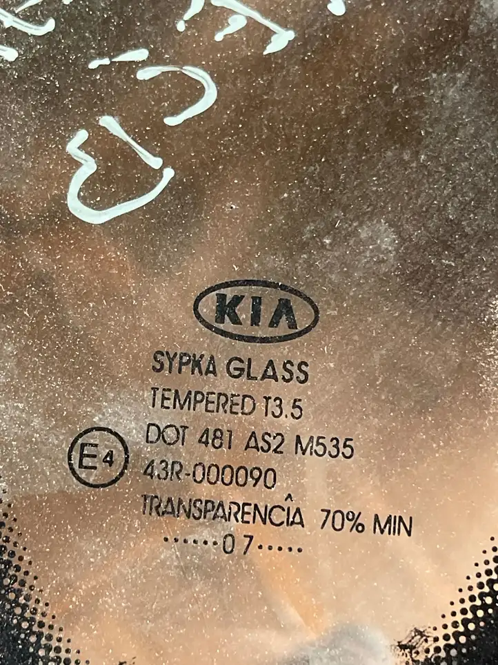 Kia Ceed (2006 - 2010) Заднее боковое стекло — фото 2