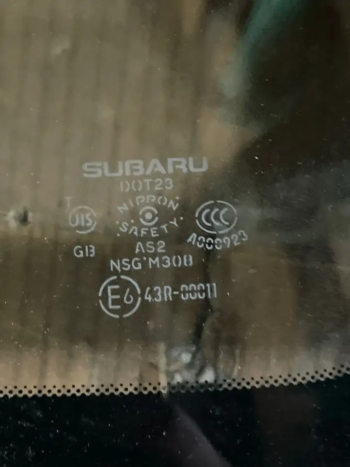 Subaru Legacy (2009 - 2013) Заднее боковое стекло — фото 2