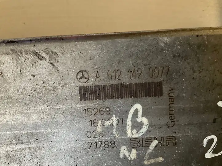 Mercedes-Benz ML W163 (1997 - 2005) A6121420077 Охладитель клапана EGR — фото 3