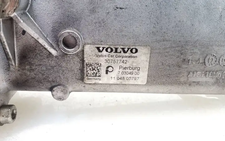 Volvo V60 (2010 - 2013) 30757742 Охладитель клапана EGR — фото 7