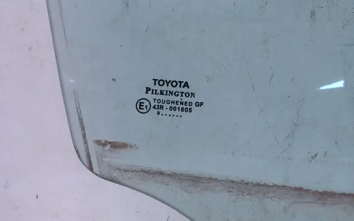 Toyota Avensis T270 (2009 - 2012) Стекло передней двери — фото 2