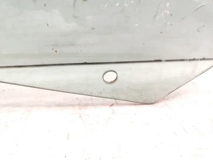 BMW X3 E83 (2003 - 2010)  43R001025 Основное стекло передних дверей (четырехдверного автомобиля)