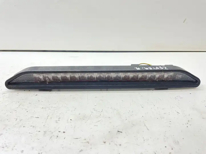 Opel Zafira B (2003 - 2006) 90582025 Дополнительный стоп фонарь — фото 1