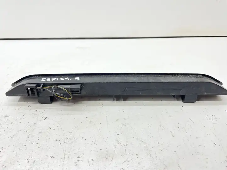 Opel Zafira B (2003 - 2006) 90582025 Дополнительный стоп фонарь — фото 3