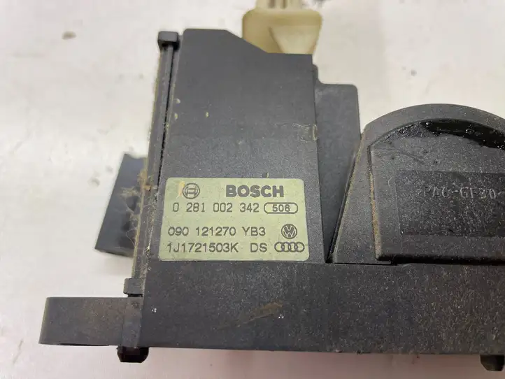 Audi A3/S3 8L (2000 - 2003) 1J1721503K Педаль акселератора — фото 4