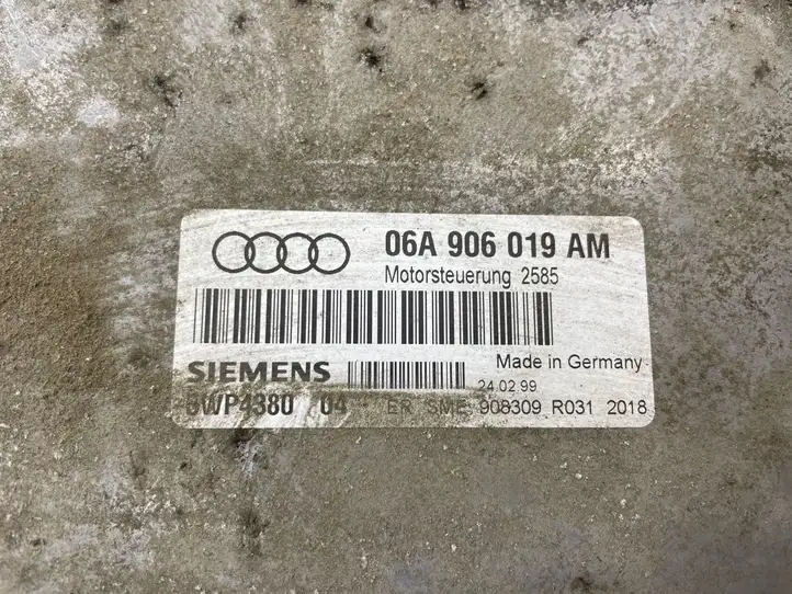 Audi A3/S3 8L (1996 - 2000) 06A906019AM Блок управления двигателем (ЭБУ) — фото 3