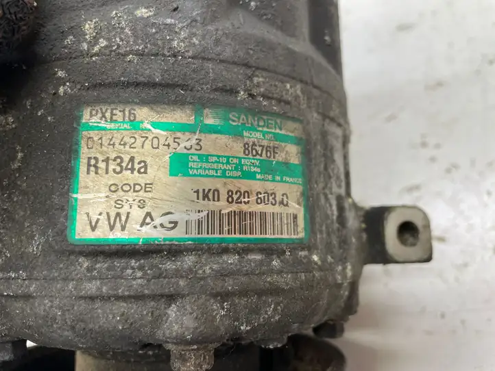 Volkswagen Touran I (2003 - 2010) 1K0820803Q Компрессор (насос) кондиционера воздуха — фото 7
