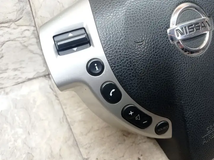 Nissan Qashqai (2010 - 2013) 98510BR26D Подушка безопасности руля — фото 3