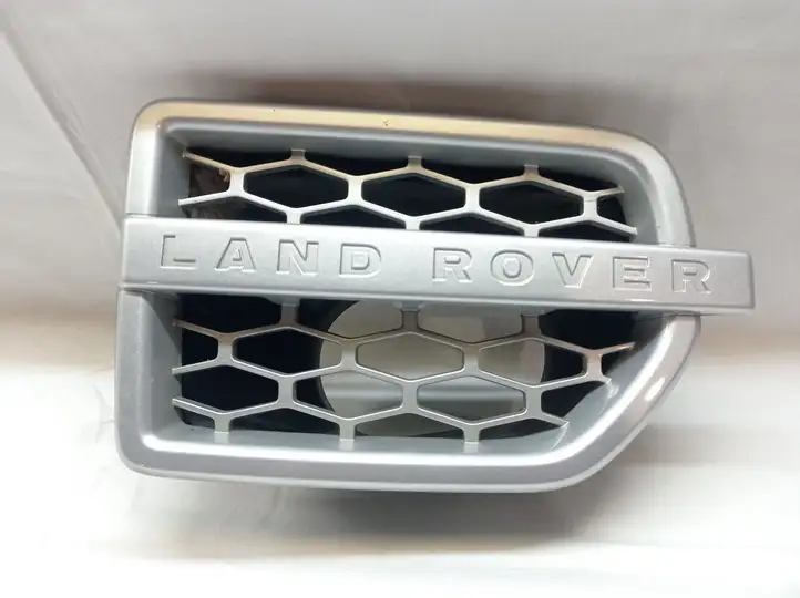 Land Rover Discovery 4 - LR4 (2009 - 2013) AH2216A414AAW Решетка в крыле — фото 1