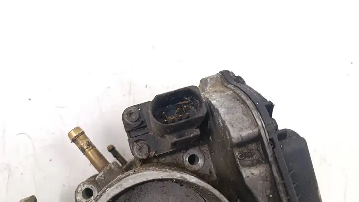 Audi A6 S6 C5 4B (2001 - 2004) 078133063A Дроссельная заслонка — фото 3