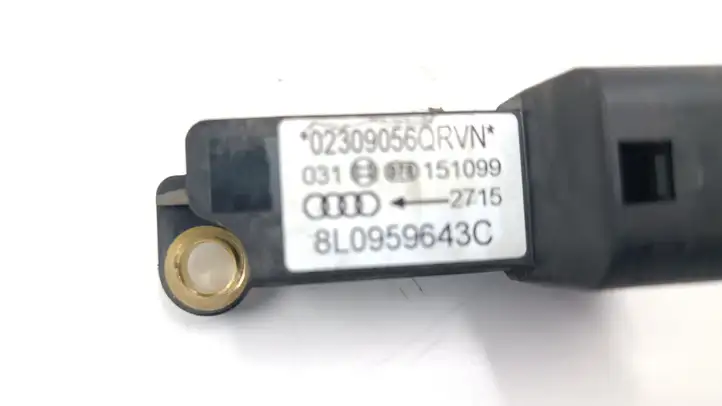Audi A3/S3 8L (1996 - 2000) 8L0959643C Датчик удара SRS — фото 2