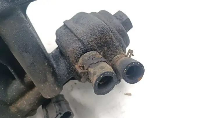 Audi A3/S3 8L (1996 - 2000) 038115389B Кронштейн масляного фильтра — фото 3