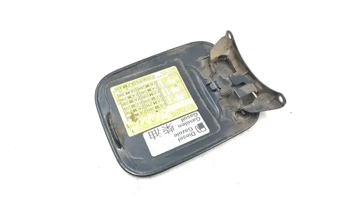 Audi A4 S4 B5 8D (1999 - 2001) 8D0010139D Крышка топливного бака — фото 2