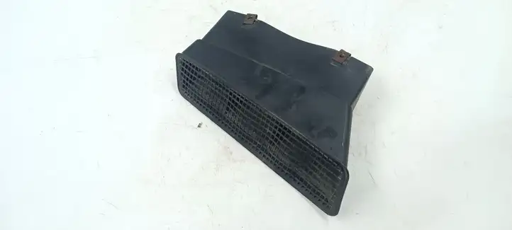 Audi A6 S6 C5 4B (2001 - 2004) 4B0129617D Детали воздухозаборника — фото 2