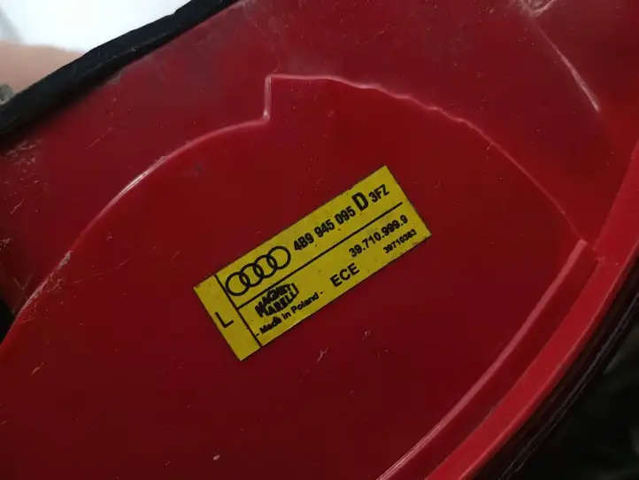 Audi A6 S6 C5 4B (2001 - 2004) 4B9945095D Задний фонарь в кузове — фото 3
