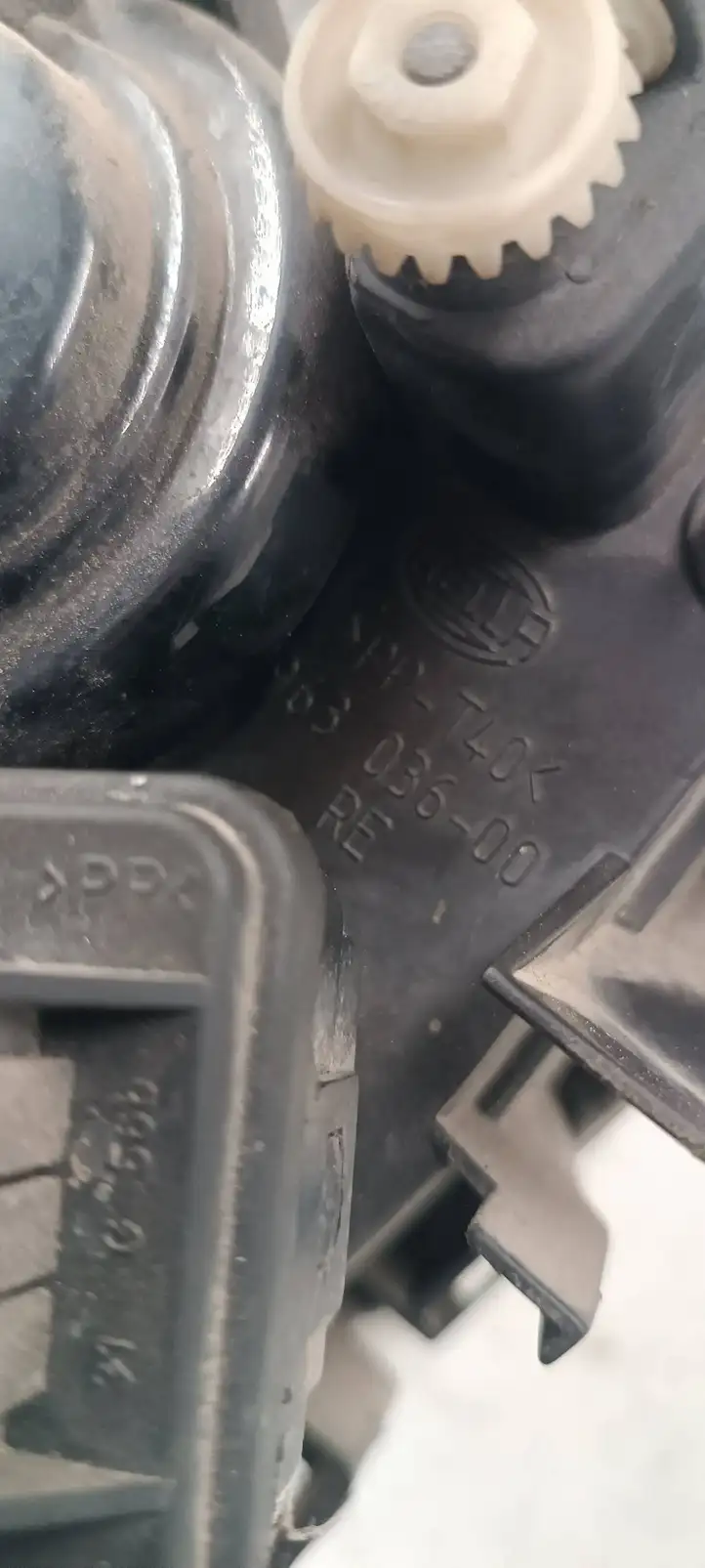 Audi A3/S3 8L (1996 - 2000) 96303600 Передняя фара — фото 3