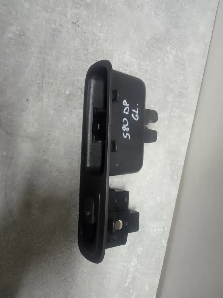 Volvo S80 (1998 - 2004) 9476695 Кнопка стеклоподъемников — фото 1