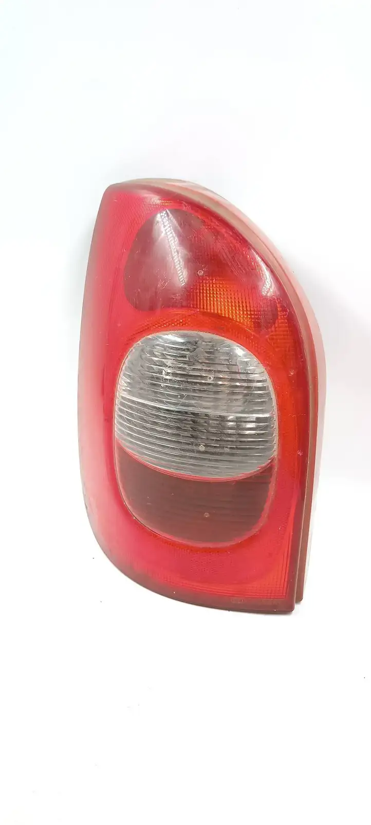 Citroen Xsara Picasso (1999 - 2012) 9631564080 Задний фонарь в кузове — фото 1
