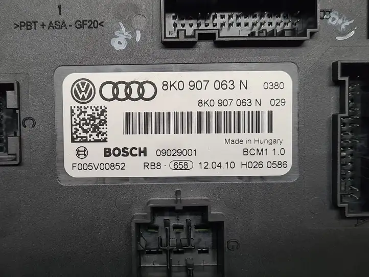 Audi A4 S4 B8 8K (2007 - 2011) 8K0907063N Модуль комфорта — фото 4
