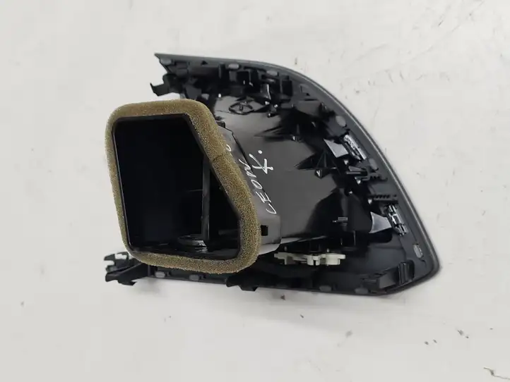 Seat Leon (5F) (2012 - 2019) 5F1820901 Боковой воздушный дефлектор — фото 2