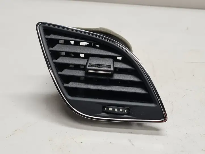 Seat Leon (5F) (2012 - 2019) 5F1820902 Боковой воздушный дефлектор — фото 1