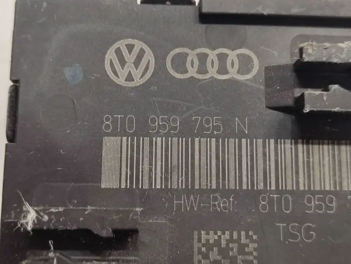 Audi A4 S4 B8 8K (2007 - 2011) 8T0959795N Блок управления дверью — фото 4