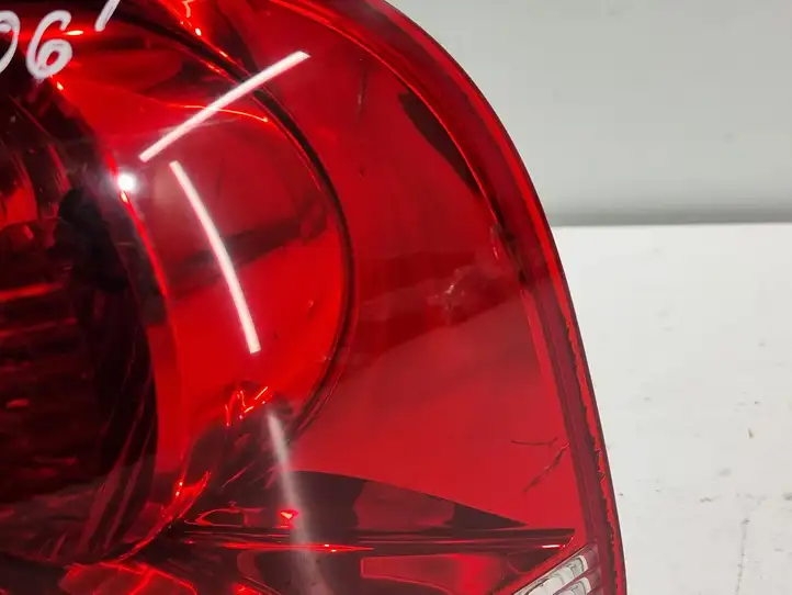Volkswagen Touareg I (2002 - 2010) 7L6945096K Задний фонарь в кузове — фото 7