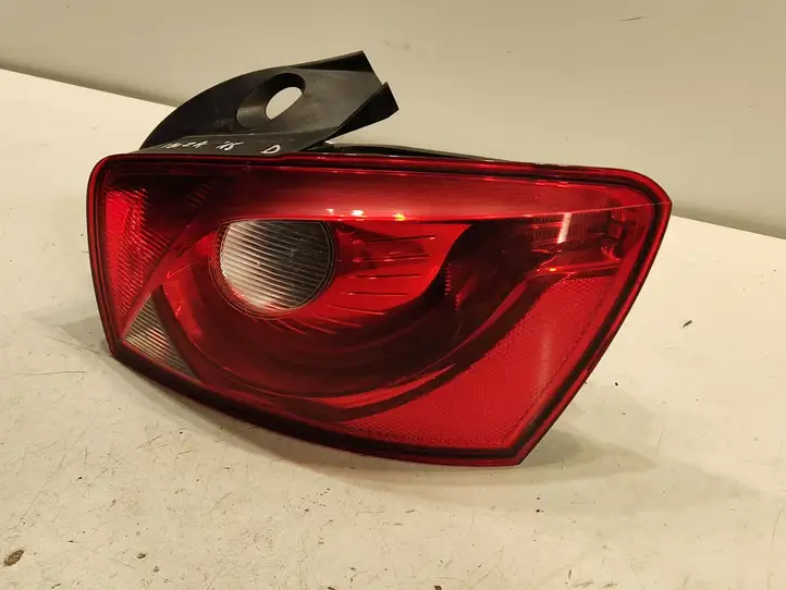 Seat Ibiza IV (6J,6P) (2008 - 2017) 6J4945096K Задний фонарь в кузове — фото 3