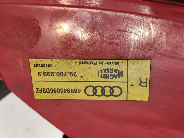 Audi A6 S6 C5 4B (2001 - 2004) 4B9945096D3FZ Задний фонарь в кузове — фото 5