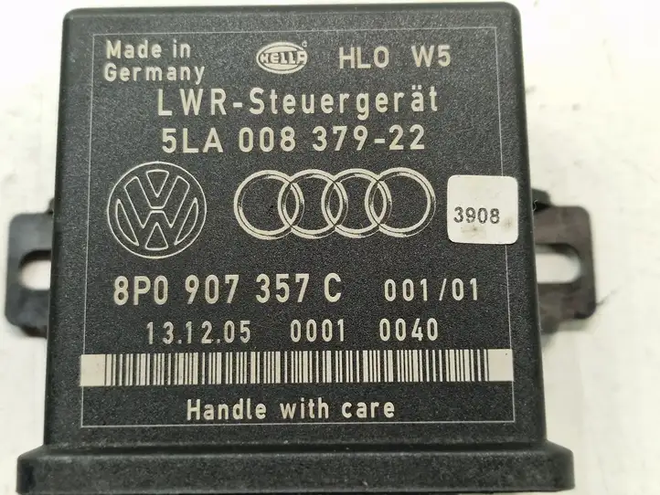 Audi A3/S3 8P (2008 - 2013) 8P0907357C Блок управления светом — фото 4