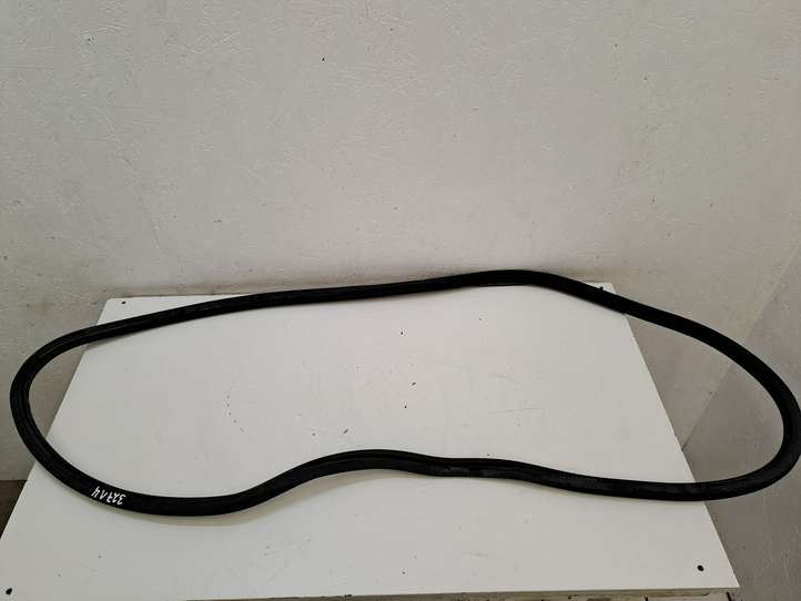 Audi A4 (2007 - 2011)  8K5833721E Уплотнительная резина на задних дверях