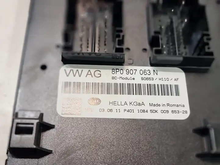 Audi A3/S3 8P (2008 - 2013) 8P0907063N Модуль комфорта — фото 6