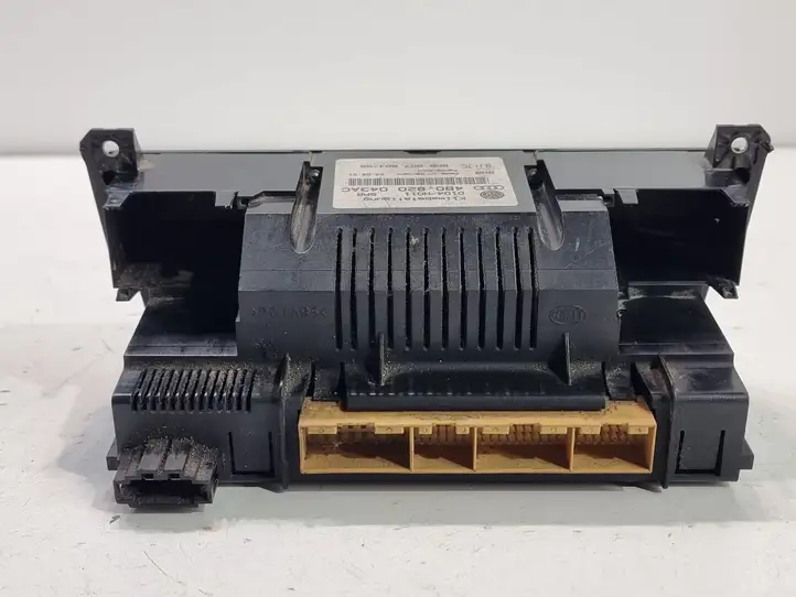 Audi A6 S6 C5 4B (2001 - 2004) 4B0820043AC Блок управления климат-контролем — фото 7
