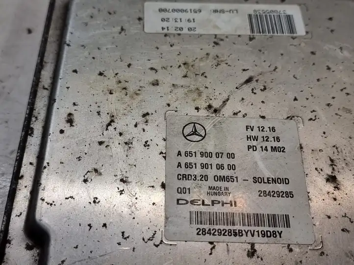 Mercedes-Benz Sprinter W906 (2006 - 2018) A6519000700 Кронштейн ЭБУ двигателя — фото 7