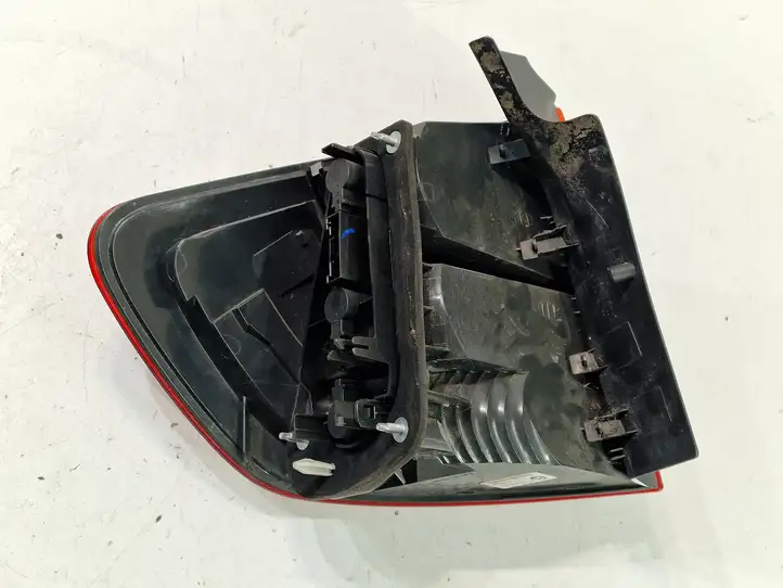 BMW X1 E84 (2009 - 2015) 6321299247805 Задний фонарь в кузове — фото 4