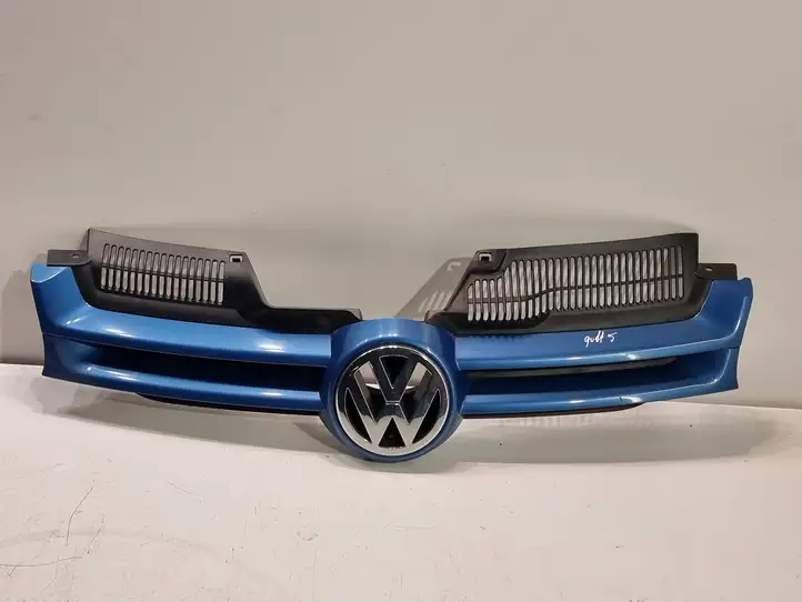Volkswagen Golf V (2003 - 2009) 1K0853655A Верхняя решетка радиатора — фото 1