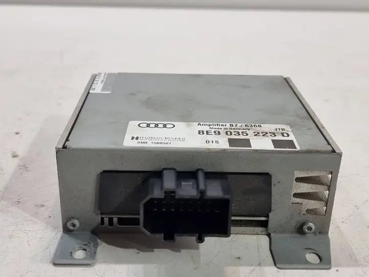 Audi A4 S4 B7 8E 8H (2004 - 2009) 8E9035223D Усилитель звука — фото 1
