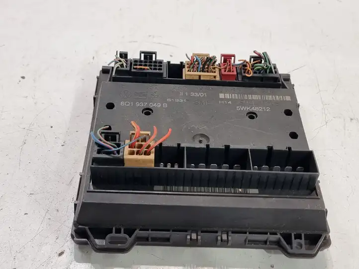 Volkswagen Polo (2001 - 2005) 6Q1937049B Модуль комфорта — фото 1