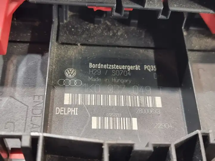 Volkswagen Touran I (2003 - 2010) 1K0937049 Модуль комфорта — фото 5